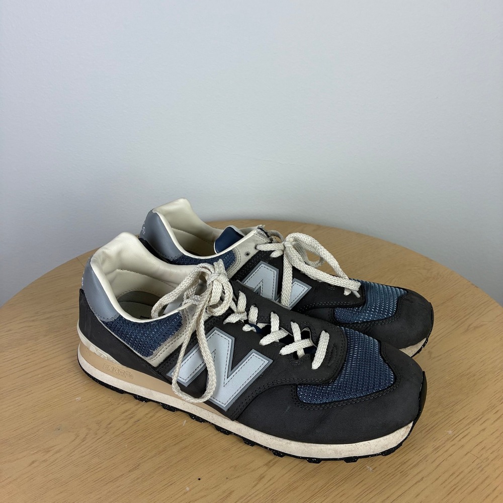 New Balance 574 Sneakers Men's 11.5 Retro Minimalist Suede Mesh Low Top Shoes